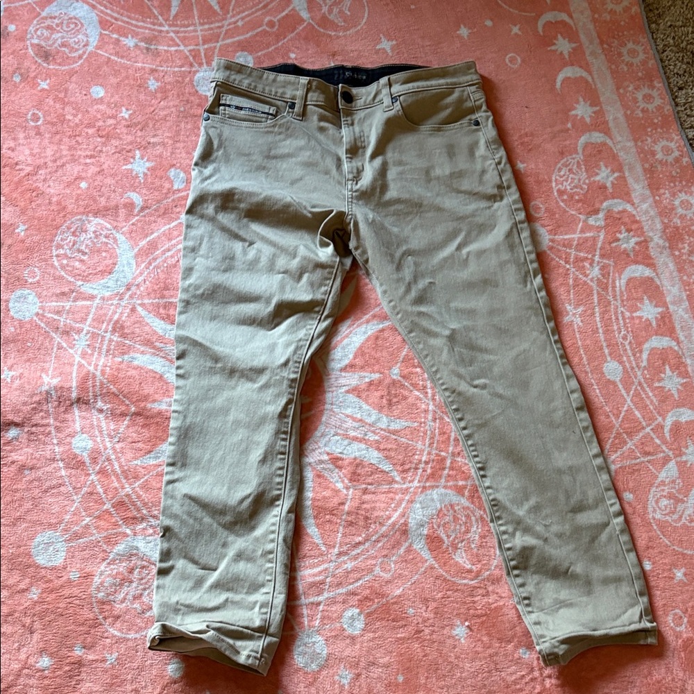 Classic Men's Khaki Chinos